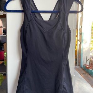 Lululemon Super Sport Tank Built in Bra Mesh 8